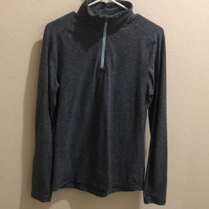 lululemon Surge LS 1/2 zip size SMALL